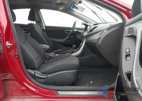 2016 Hyundai Elantra Value Edition z USA, uszkodzony, nr VIN KMHDH4AE7GU584486